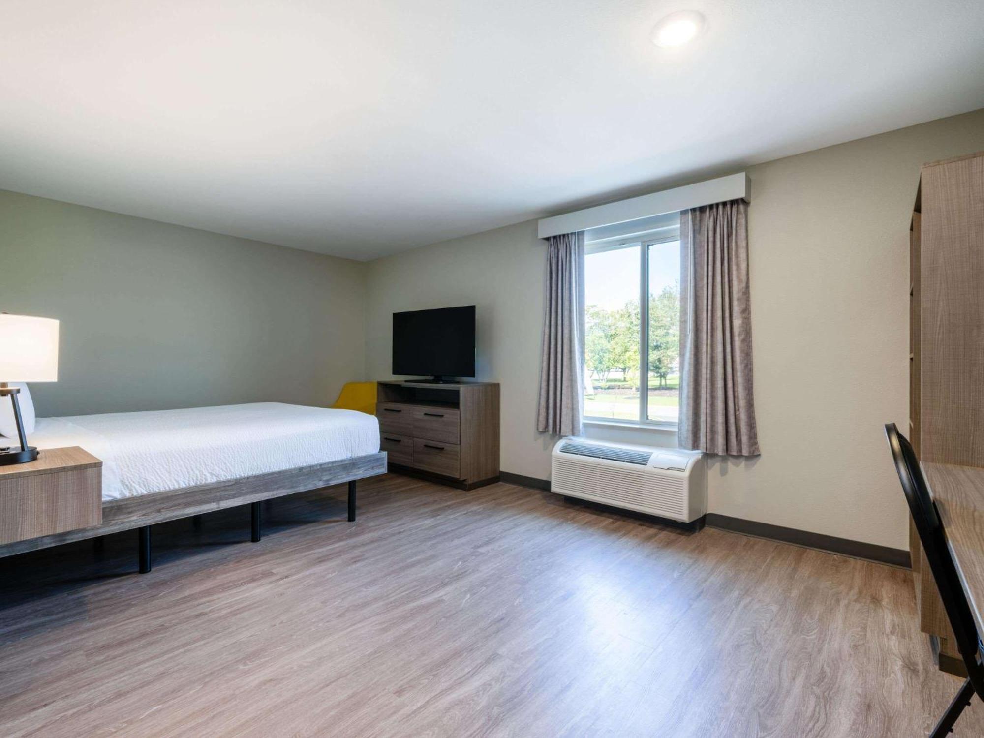 Echo Suites Extended Stay By Wyndham Indianapolis Ameriplex מראה חיצוני תמונה